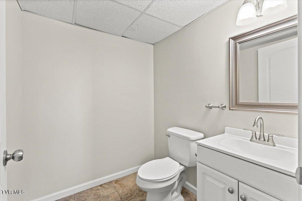 Photo #29: 212 Highland Circle