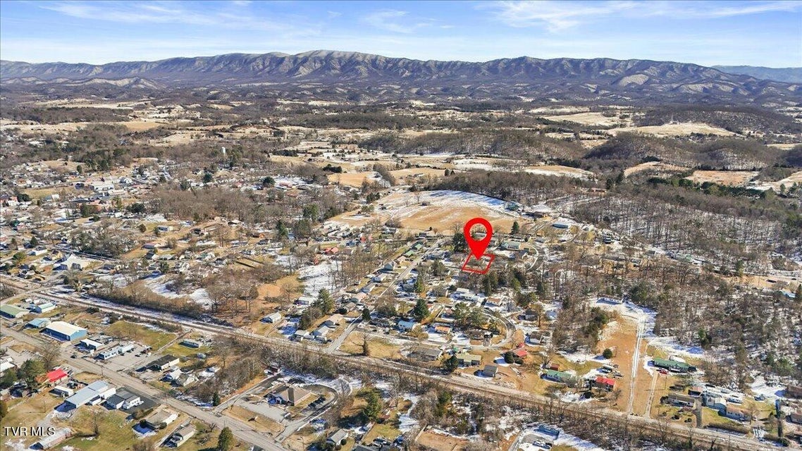 Photo #34: 212 Highland Circle