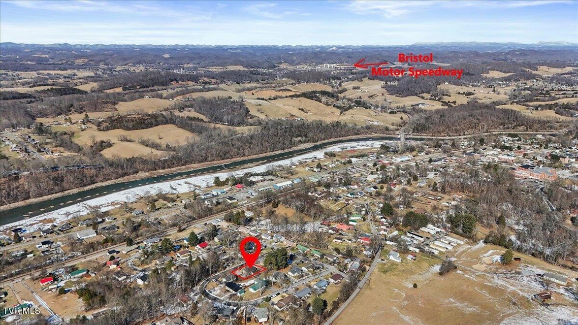 Photo #36: 212 Highland Circle