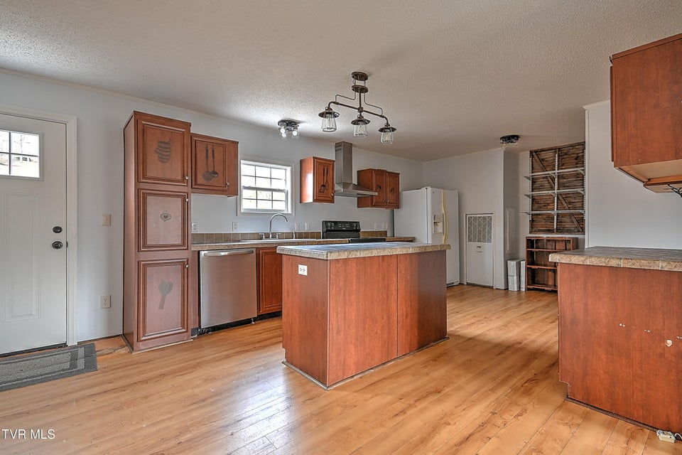 Photo #11: 147 Annies Drive