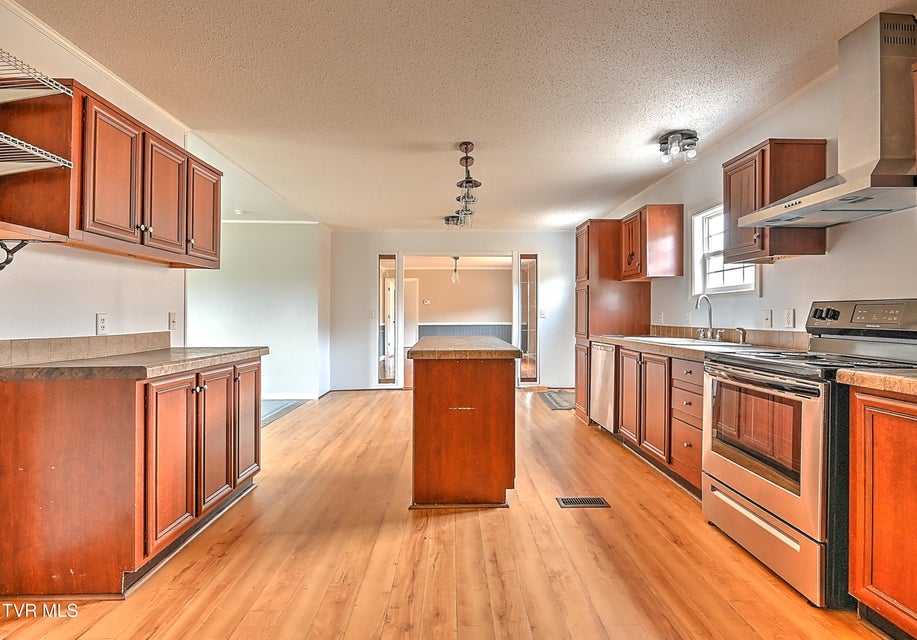 Photo #14: 147 Annies Drive