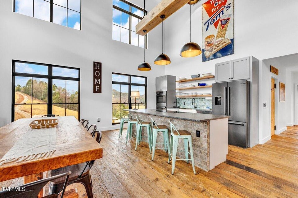 Photo #10: 817 Neva View Lane