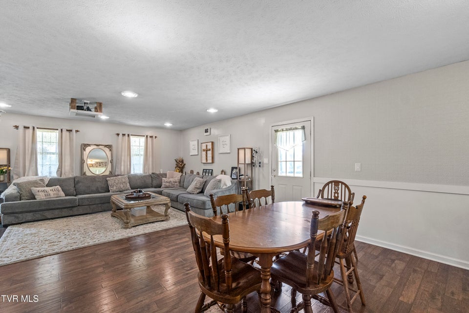 Photo #11: 2945 Enka Highway Highway