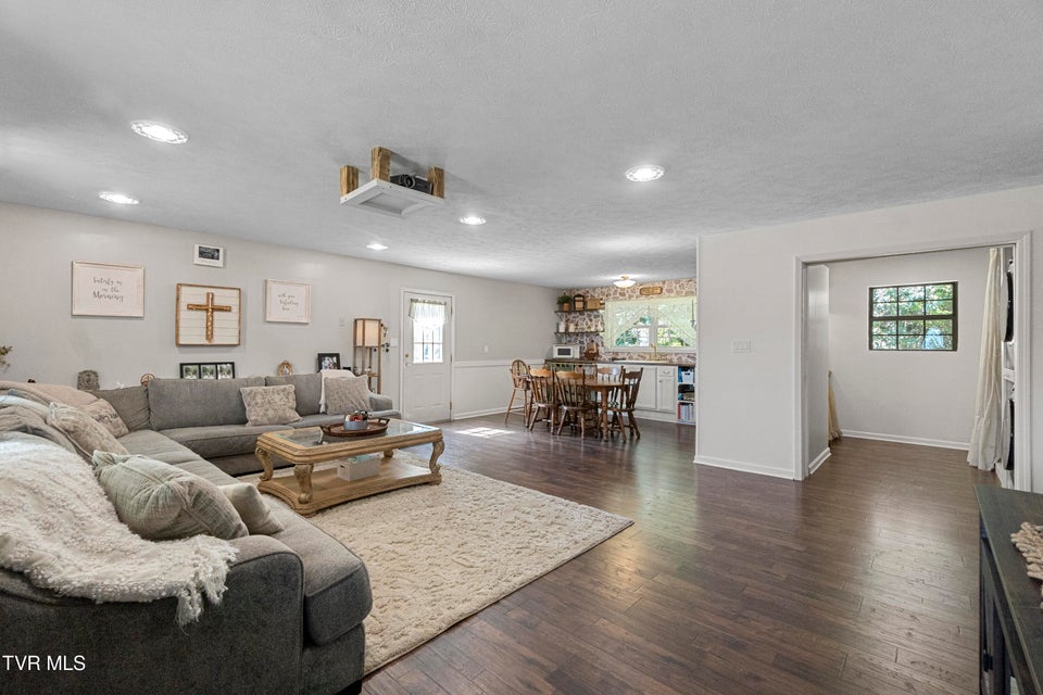 Photo #8: 2945 Enka Highway Highway