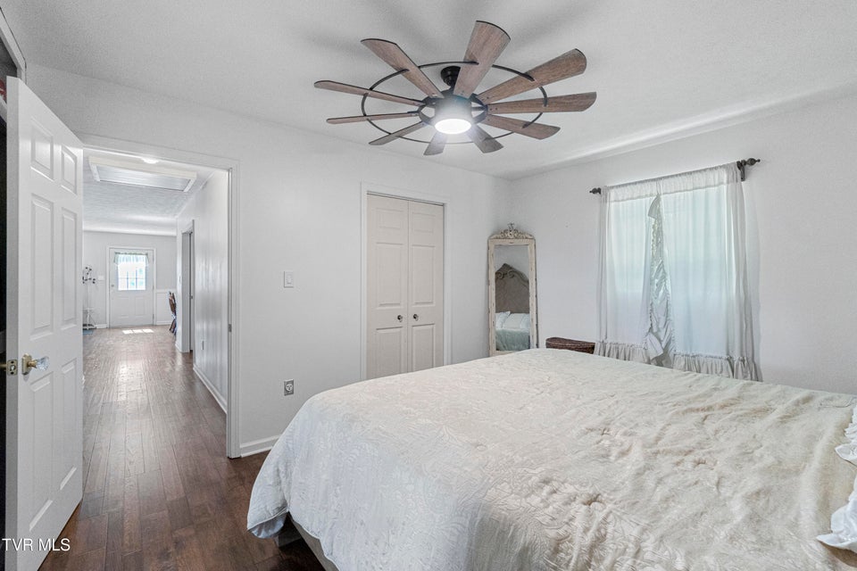 Photo #24: 2945 Enka Highway Highway