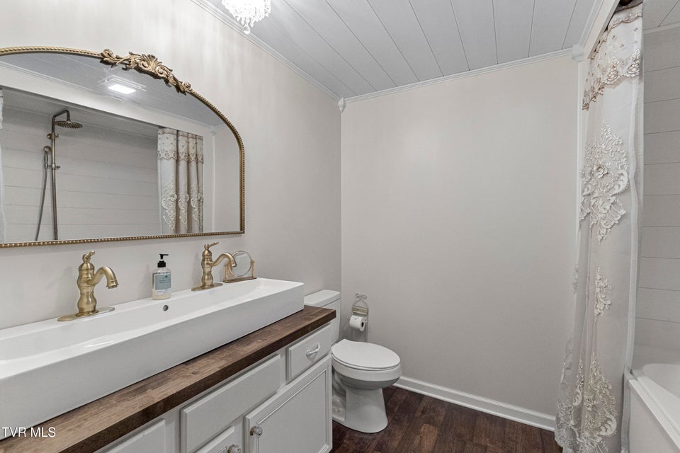 Photo #25: 2945 Enka Highway Highway