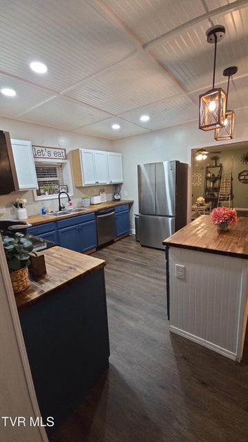 Photo #12: 1620 Clouds Ford Road