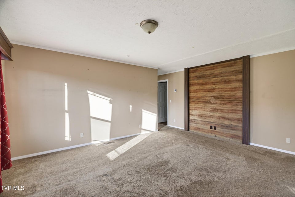 Photo #4: 238 Overlook Lane