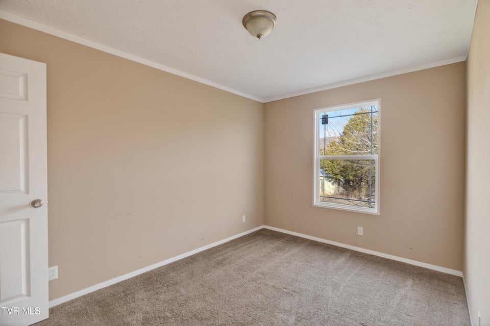 Photo #16: 238 Overlook Lane