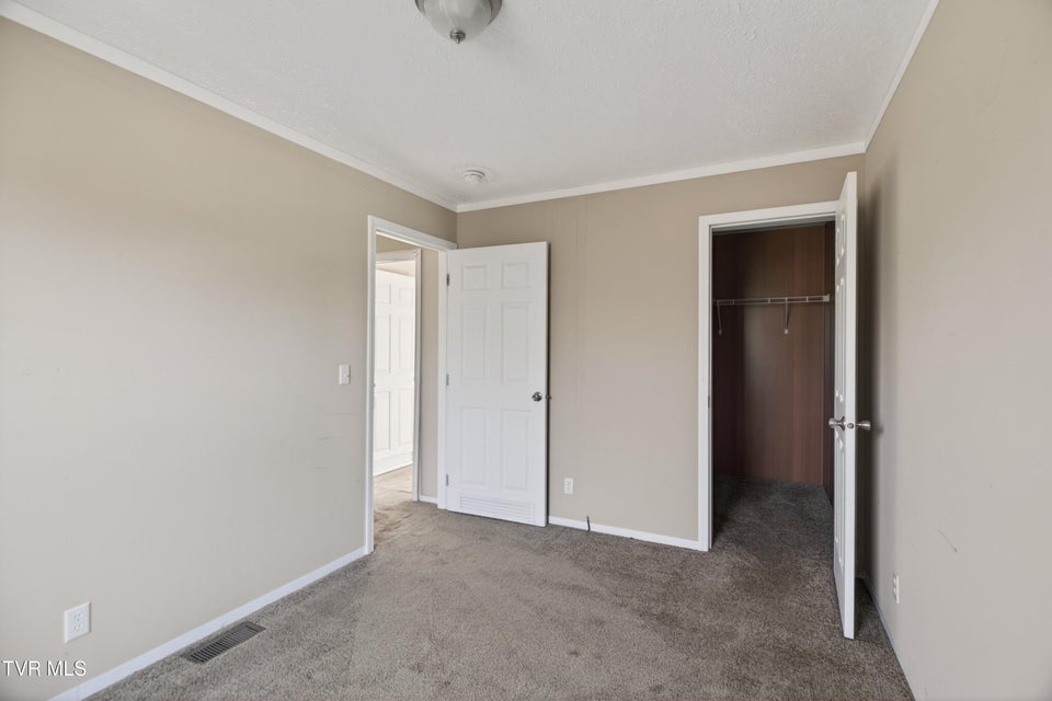 Photo #17: 238 Overlook Lane