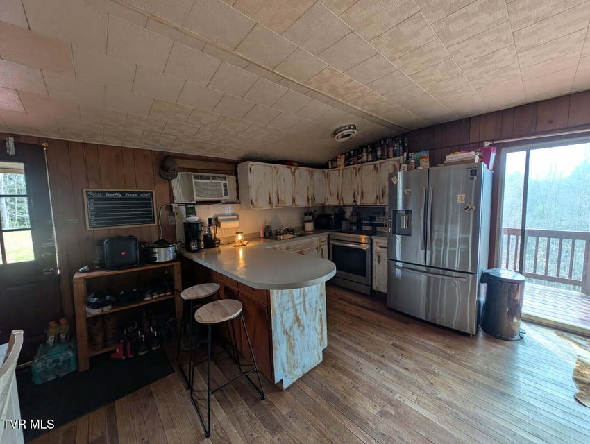 Photo #28: 290 Tivis Ridge