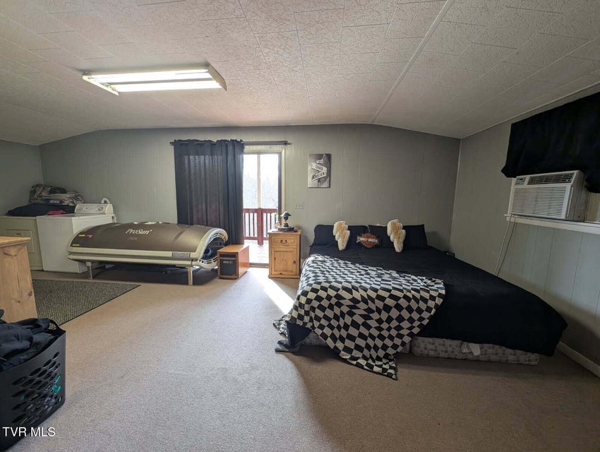 Photo #36: 290 Tivis Ridge