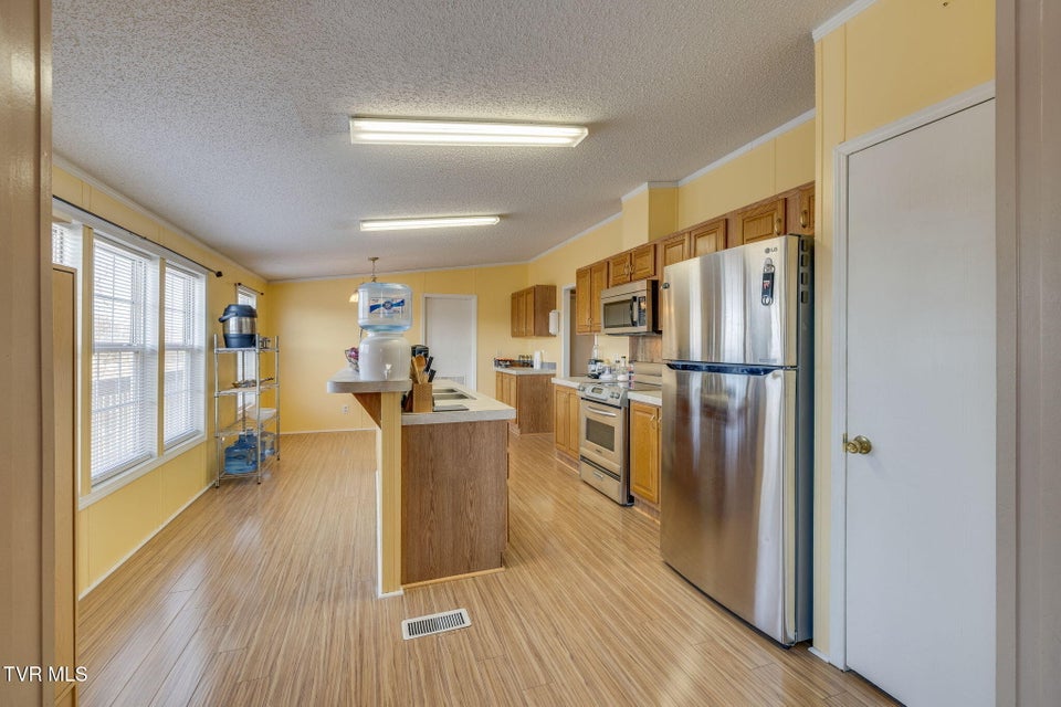 Photo #8: 205 Banner Street