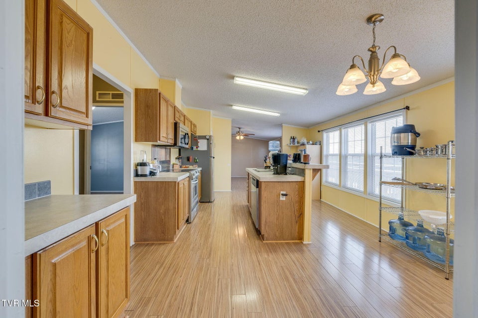 Photo #12: 205 Banner Street