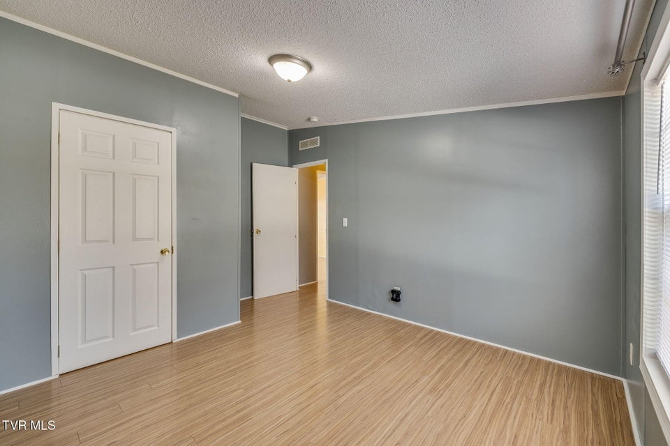 Photo #21: 205 Banner Street