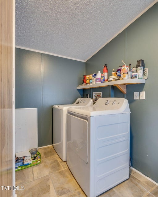 Photo #26: 205 Banner Street