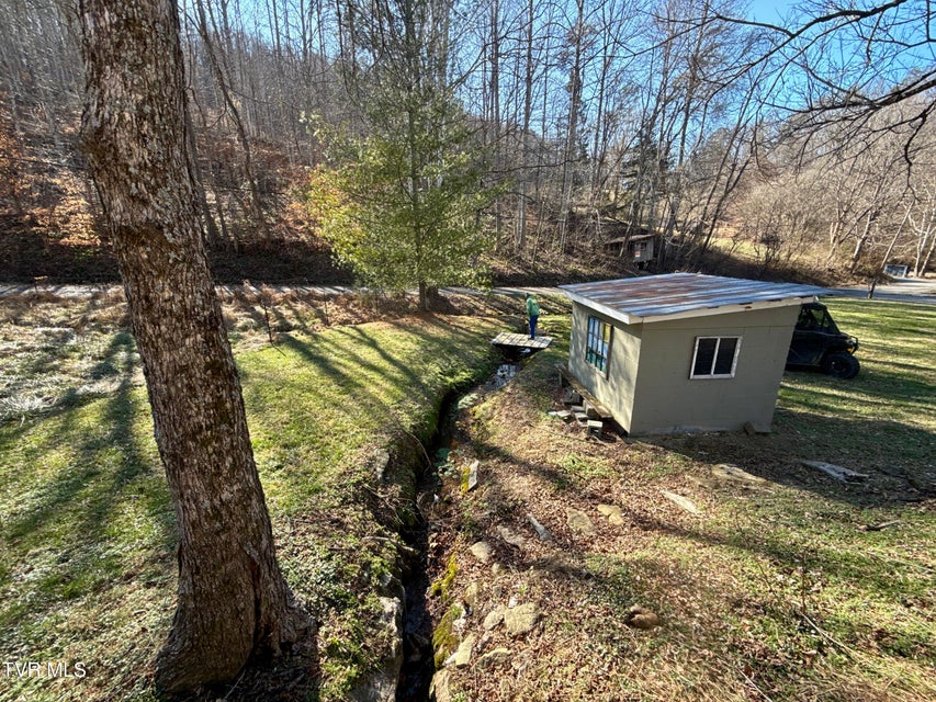 Photo #11: 219 Ridge Road