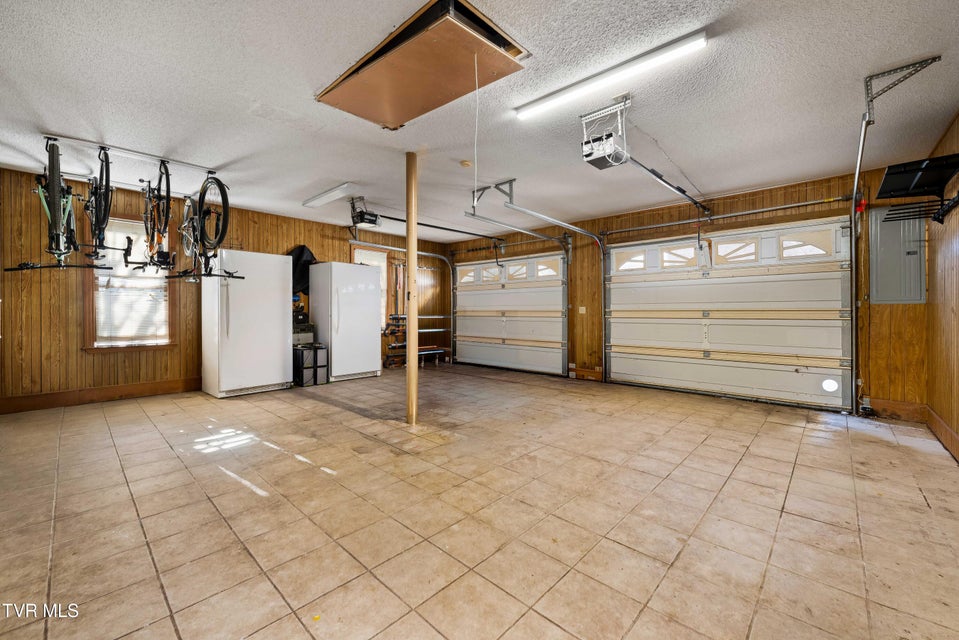 Photo #43: 3310 Berkshire Circle