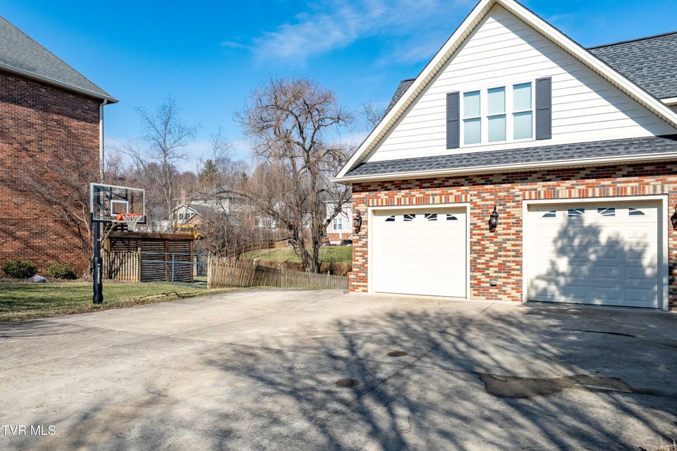 Photo #9: 3310 Berkshire Circle