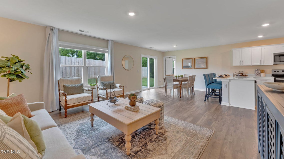 Photo #11: 139 Mint Court 