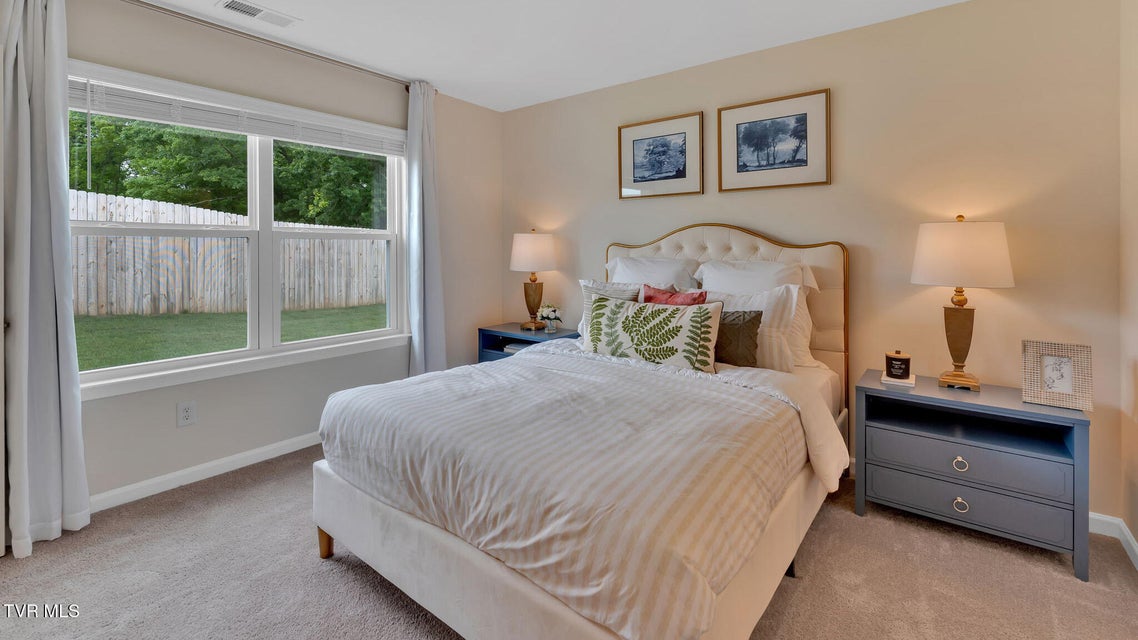 Photo #18: 139 Mint Court 