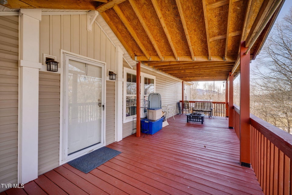 Photo #2: 112 Dahlia Street