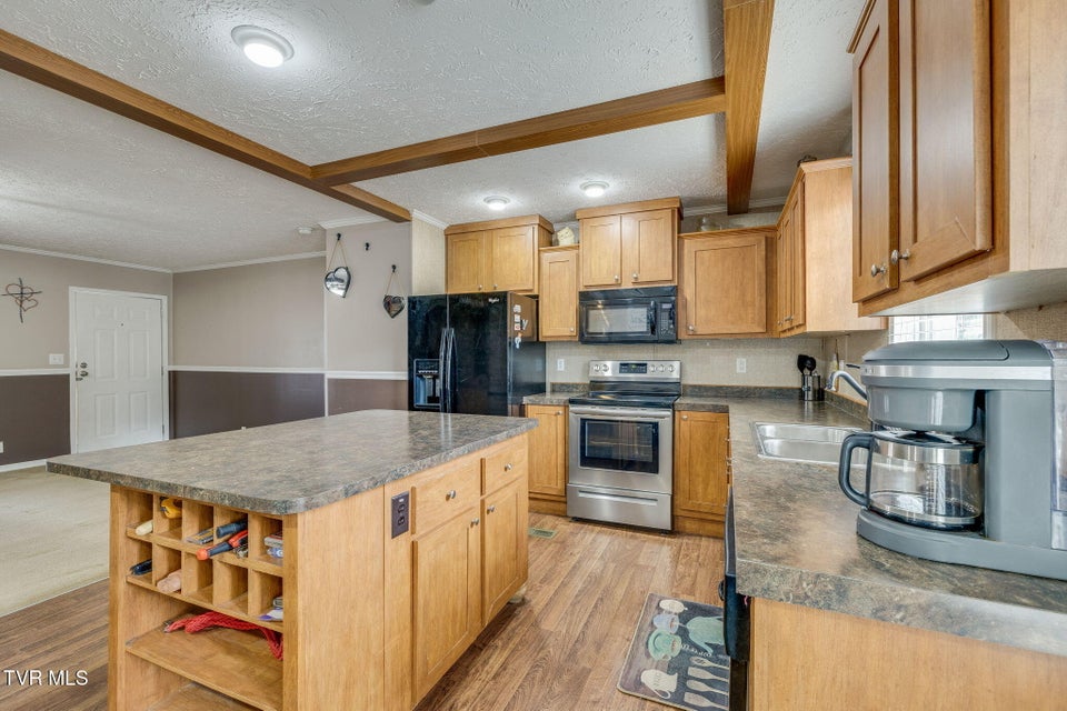 Photo #10: 112 Dahlia Street