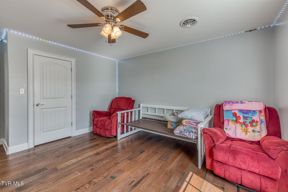 Photo #35: 228 Country Meadows Circle