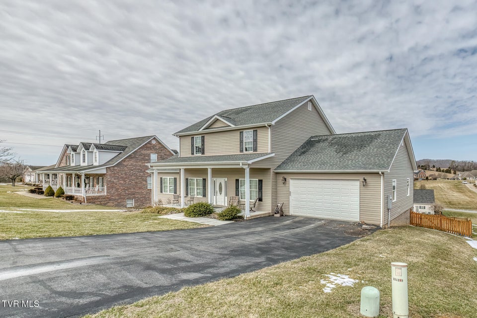 Photo #63: 228 Country Meadows Circle