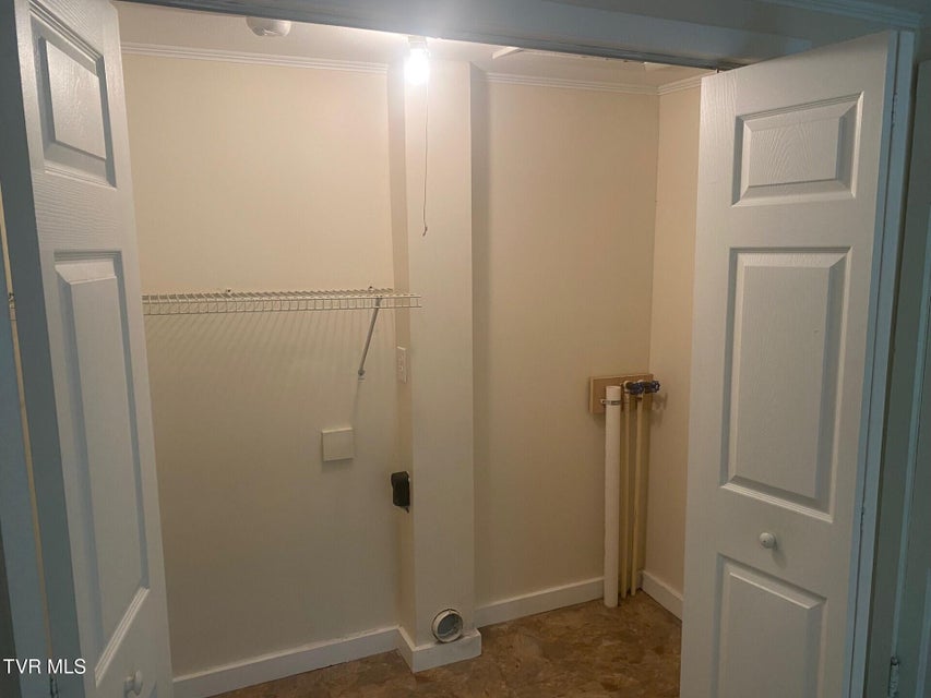 Photo #12: 507 Franklin Street