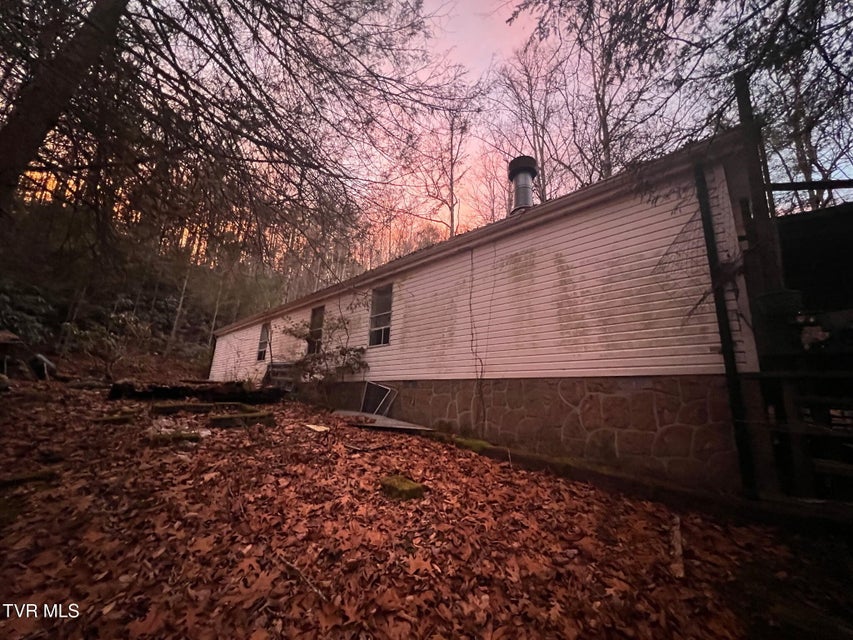 Photo #35: 469 Moreland Drive