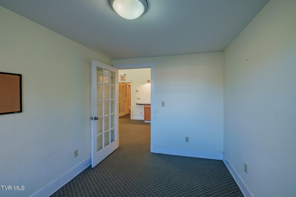 Photo #23: 218 & 216 Gay St 