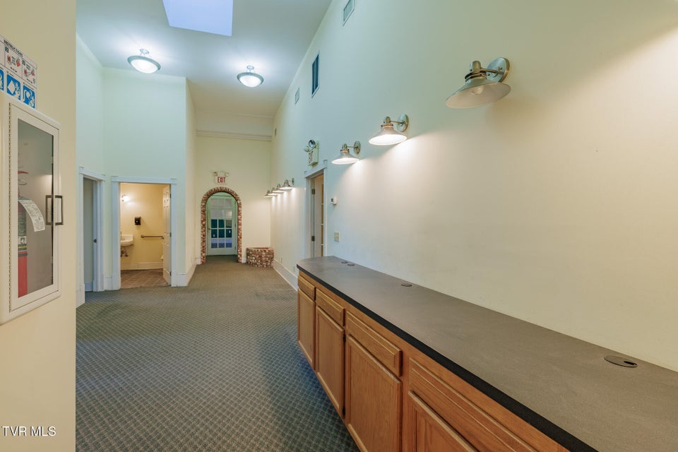 Photo #34: 218 & 216 Gay St 