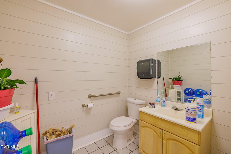 Photo #51: 218 & 216 Gay St 