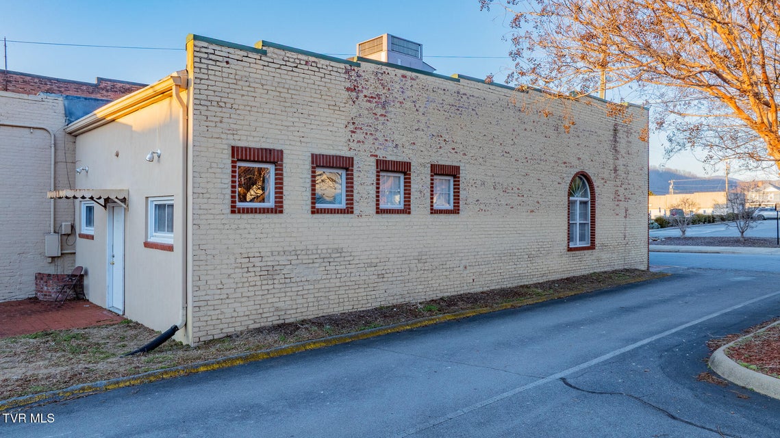 Photo #55: 218 & 216 Gay St 