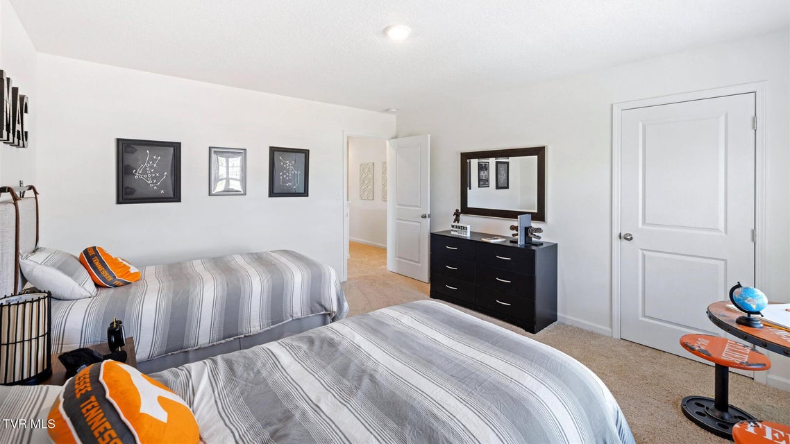 Photo #14: 212 Artist Avenue 