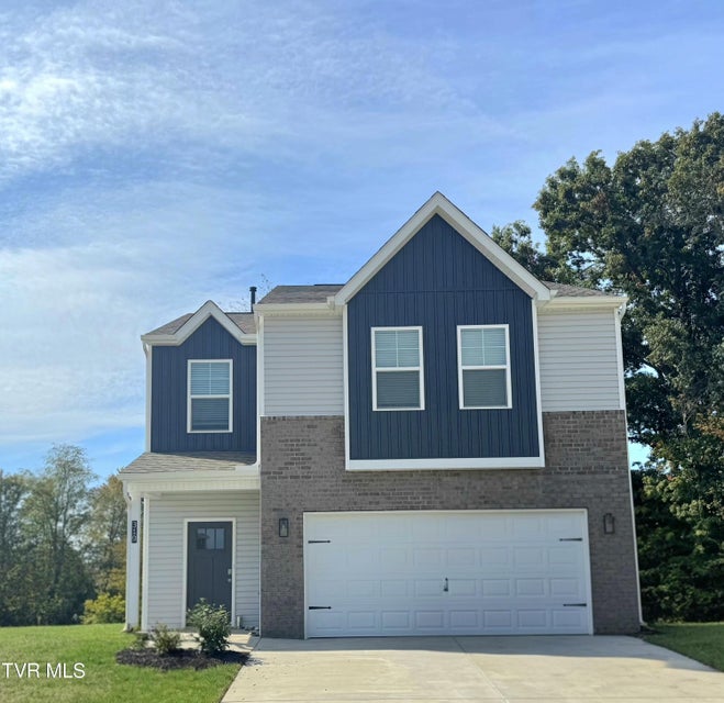 Photo #16: 216 Artist Avenue 