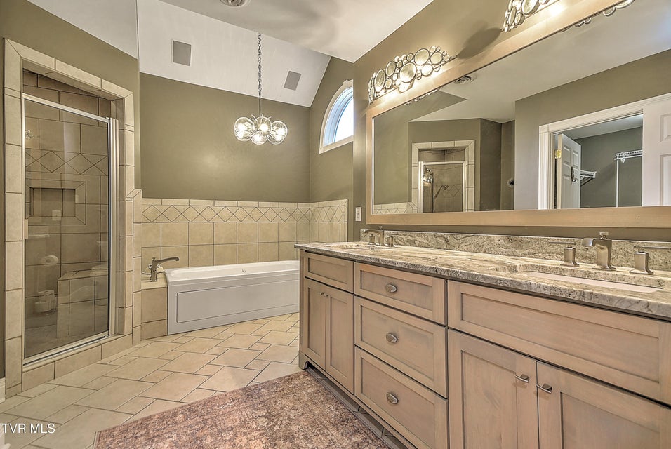 Photo #29: 200 Heather View Drive