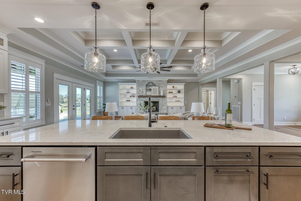 Photo #18: 3 Sweet Pea Terrace