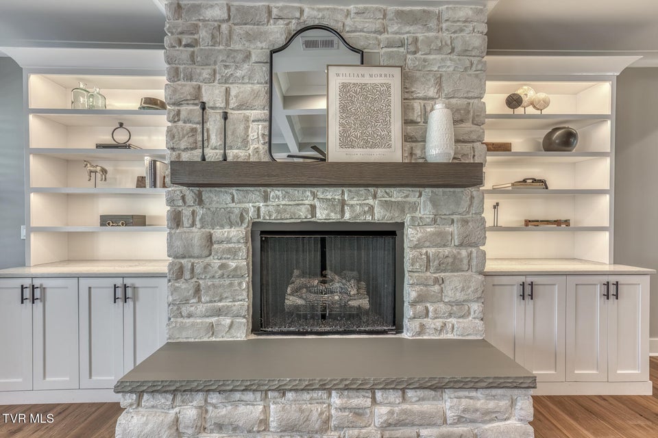 Photo #25: 3 Sweet Pea Terrace