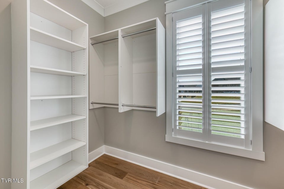 Photo #40: 3 Sweet Pea Terrace