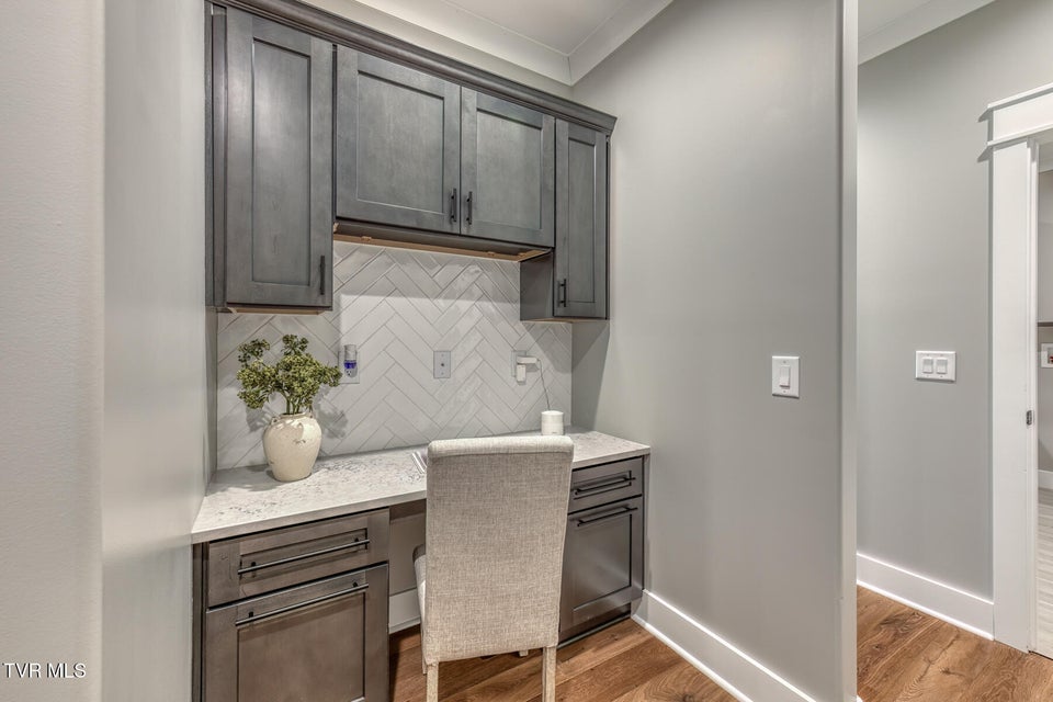 Photo #41: 3 Sweet Pea Terrace