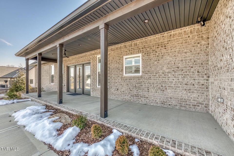 Photo #59: 3 Sweet Pea Terrace