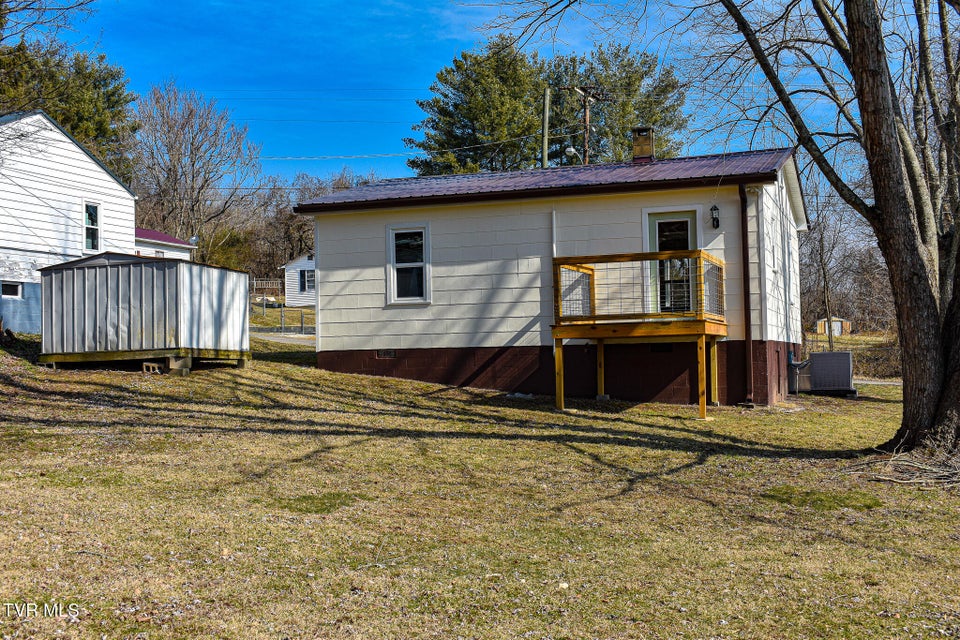 Photo #18: 504 Clay Street