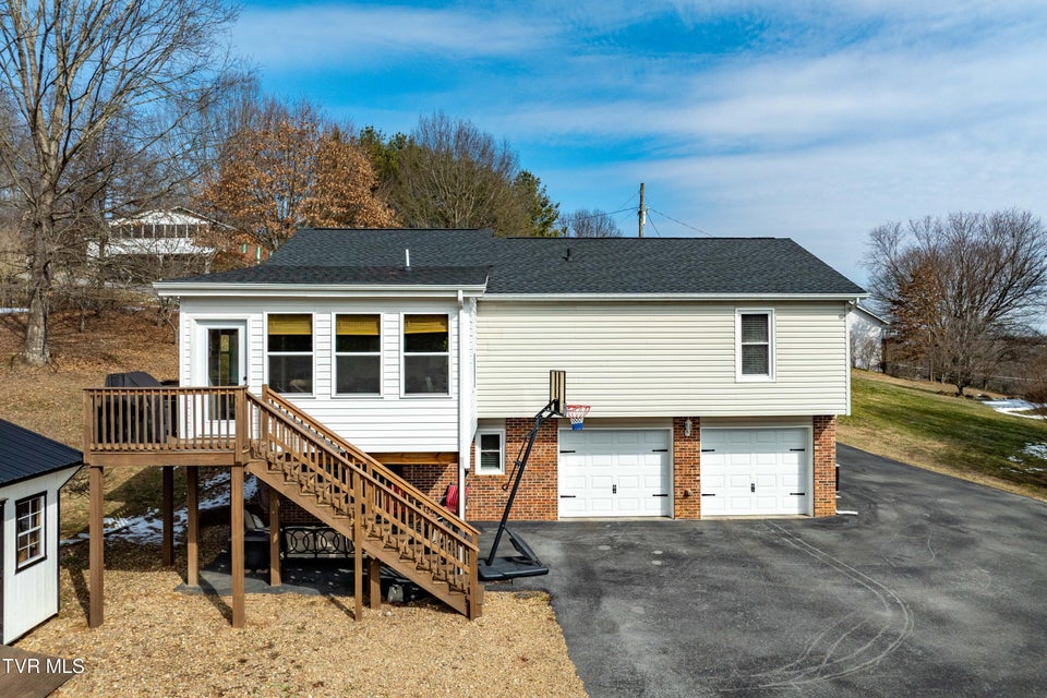 Photo #39: 125 Rosebud Lane