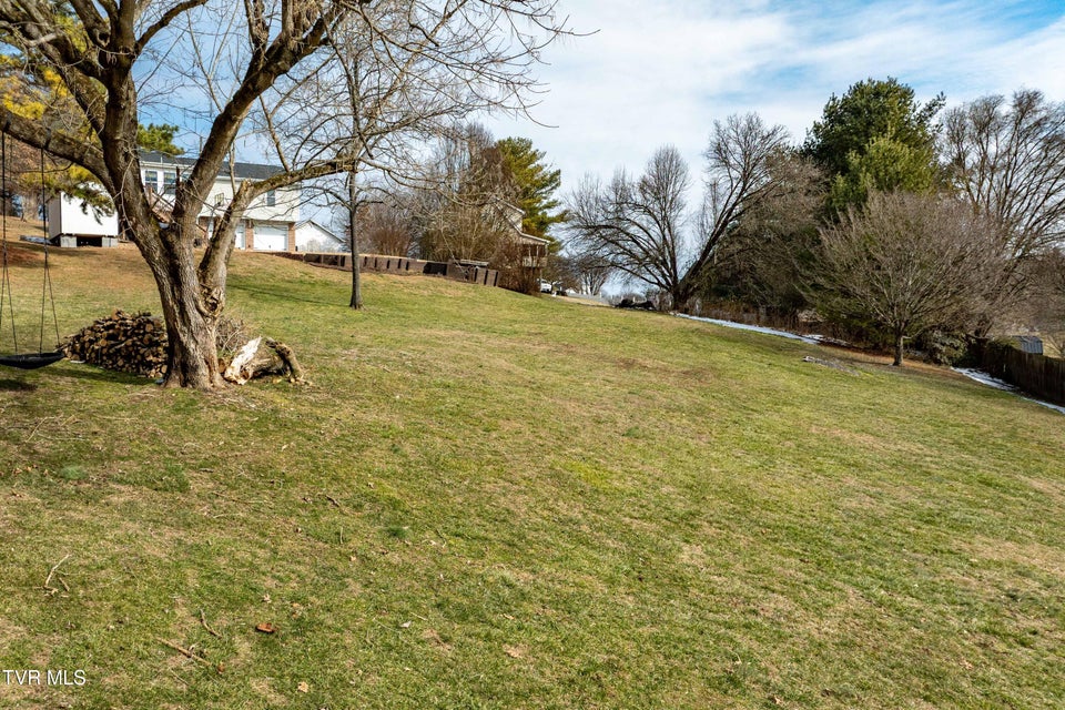 Photo #44: 125 Rosebud Lane