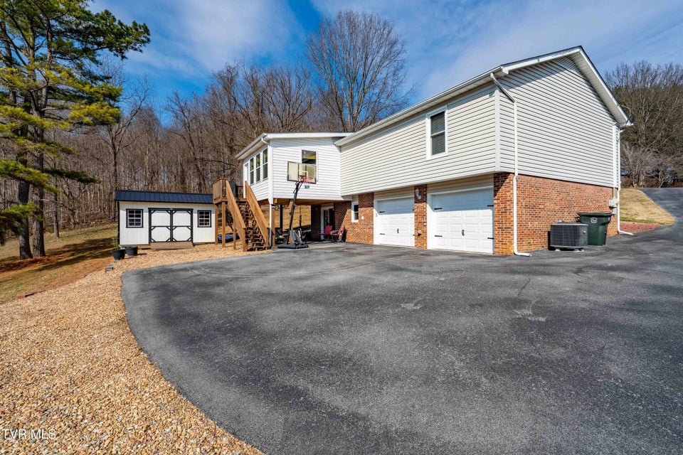 Photo #48: 125 Rosebud Lane