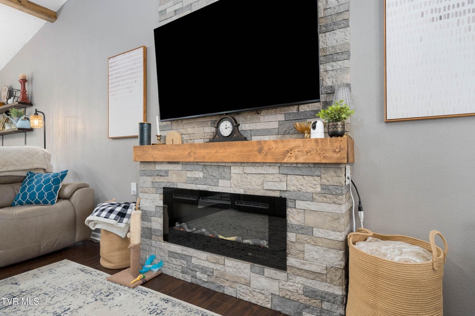 Photo #15: 125 Rosebud Lane