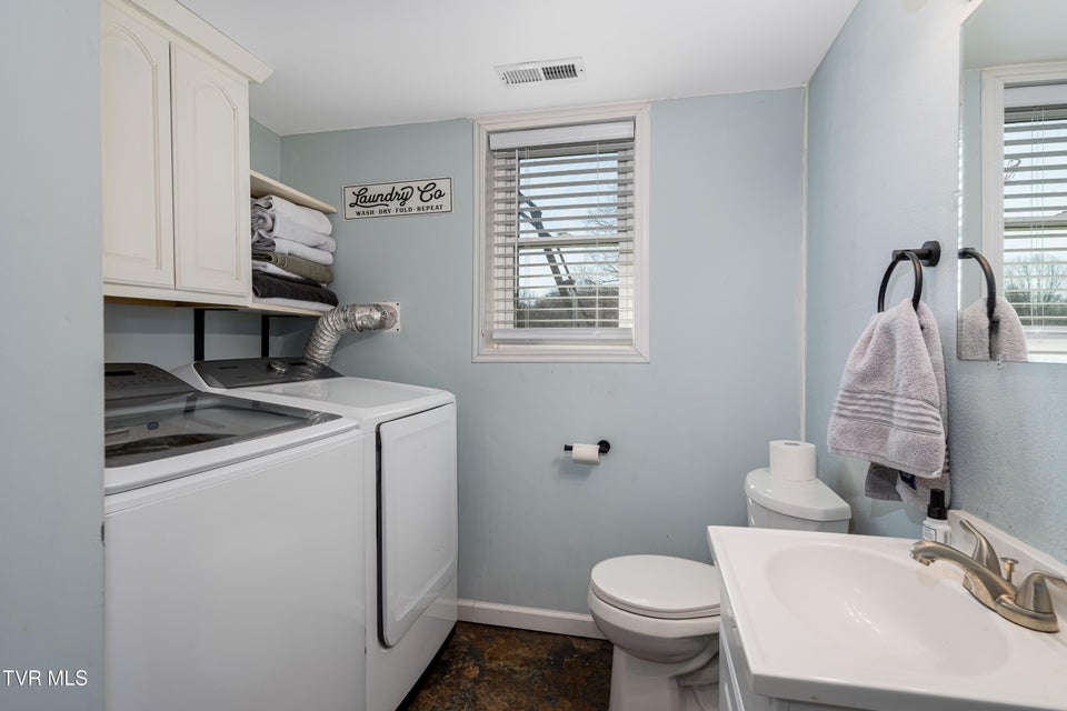 Photo #31: 125 Rosebud Lane