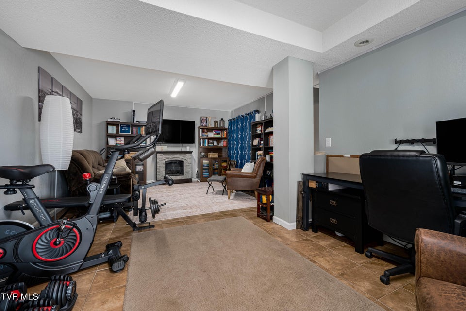 Photo #37: 125 Rosebud Lane